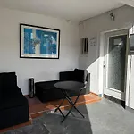 Oberkasseler Hof בית הארחה בון