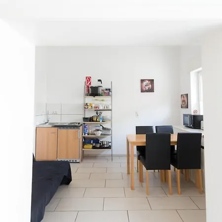 Oberkasseler Hof Penzion 3*