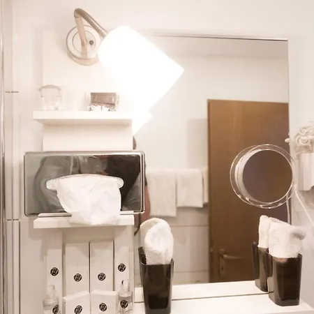 Oberkasseler Hof 3* Bonn