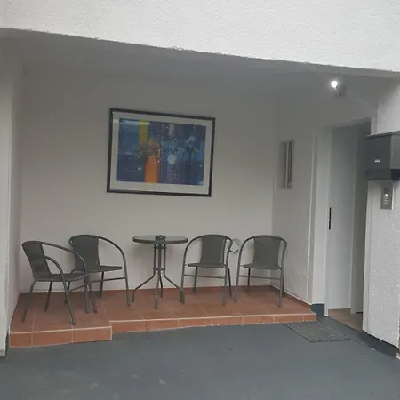 Oberkasseler Hof 3* Bona