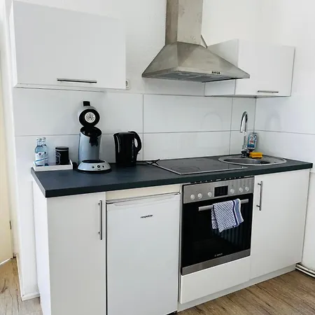 Oberkasseler Hof 3*