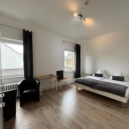 Oberkasseler Hof Guest house