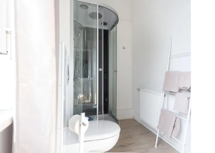 Oberkasseler Hof Guest house