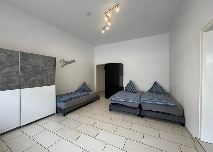 Oberkasseler Hof 3* בון