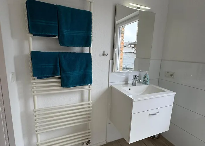 בית הארחה Oberkasseler Hof 3*