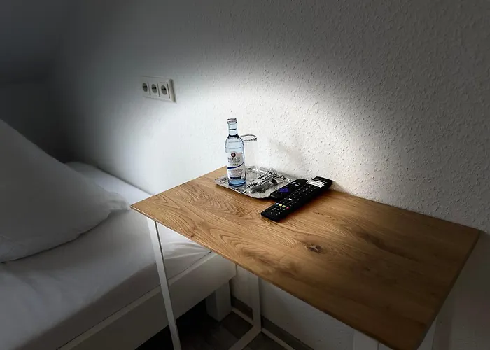 Oberkasseler Hof 3* בון